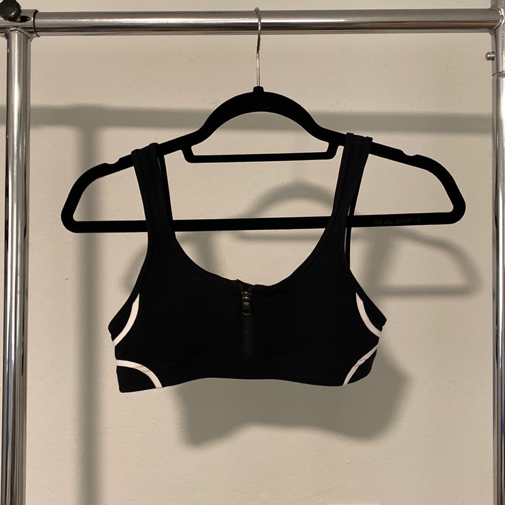 Women’s Black Lululemon Size 4 Bathing Suit Top